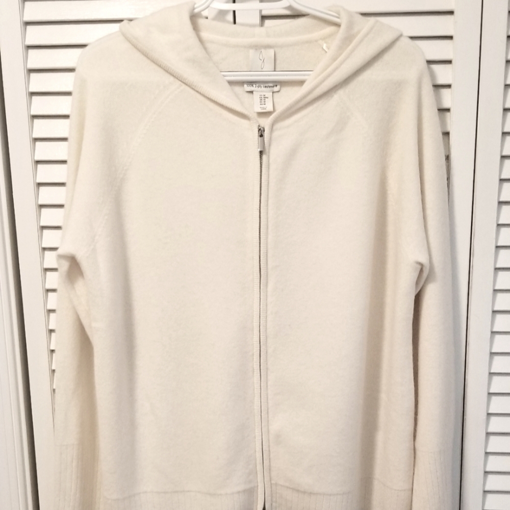 Cashmere, zip-front hoodie, cream, medium.